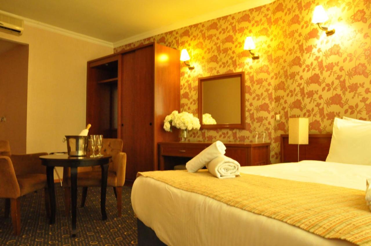 Kndf Marine Hotel อิสตันบูล ภายนอก รูปภาพ